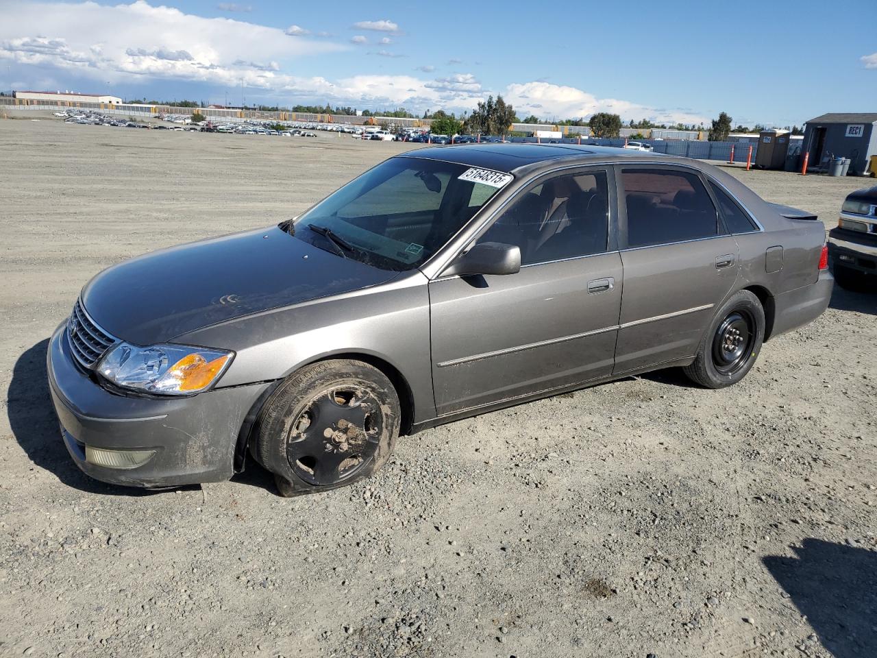 2003 Toyota Avalon Xl for Sale in Antelope, CA - Rear End