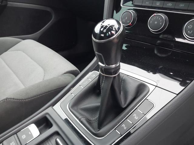 2016 VOLKSWAGEN GOLF R LIN