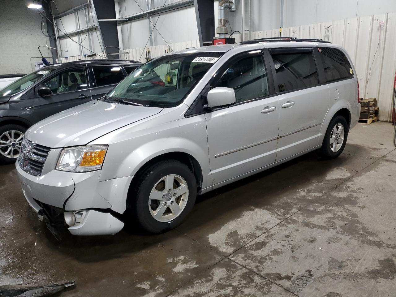 2010 Dodge Grand Caravan Sxt продається в Ham Lake, MN - Front End