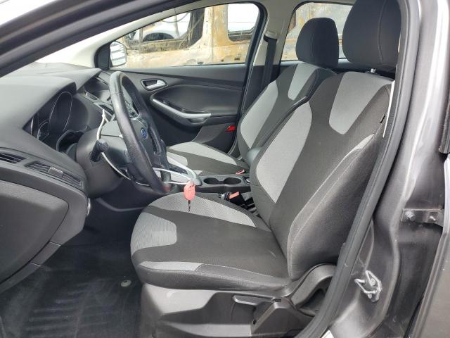 Sedans FORD FOCUS 2012 Gray