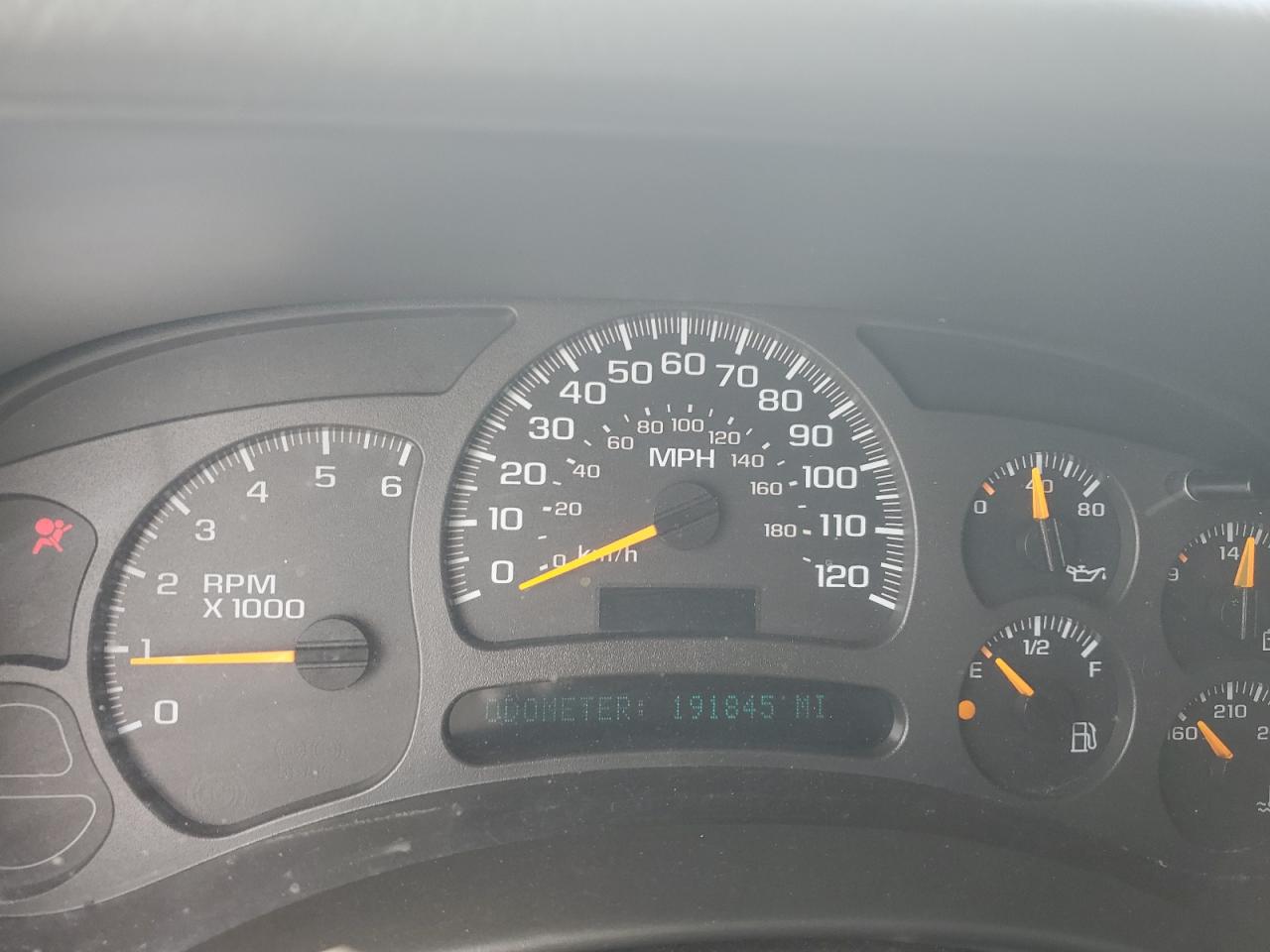 2003 Chevrolet Tahoe K1500 VIN: 1GNEK13T13R121655 Lot: 52484435