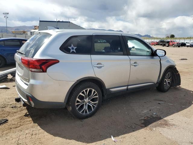  MITSUBISHI OUTLANDER 2018 Сріблястий