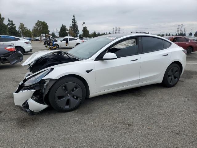  TESLA MODEL 3 2021 Biały