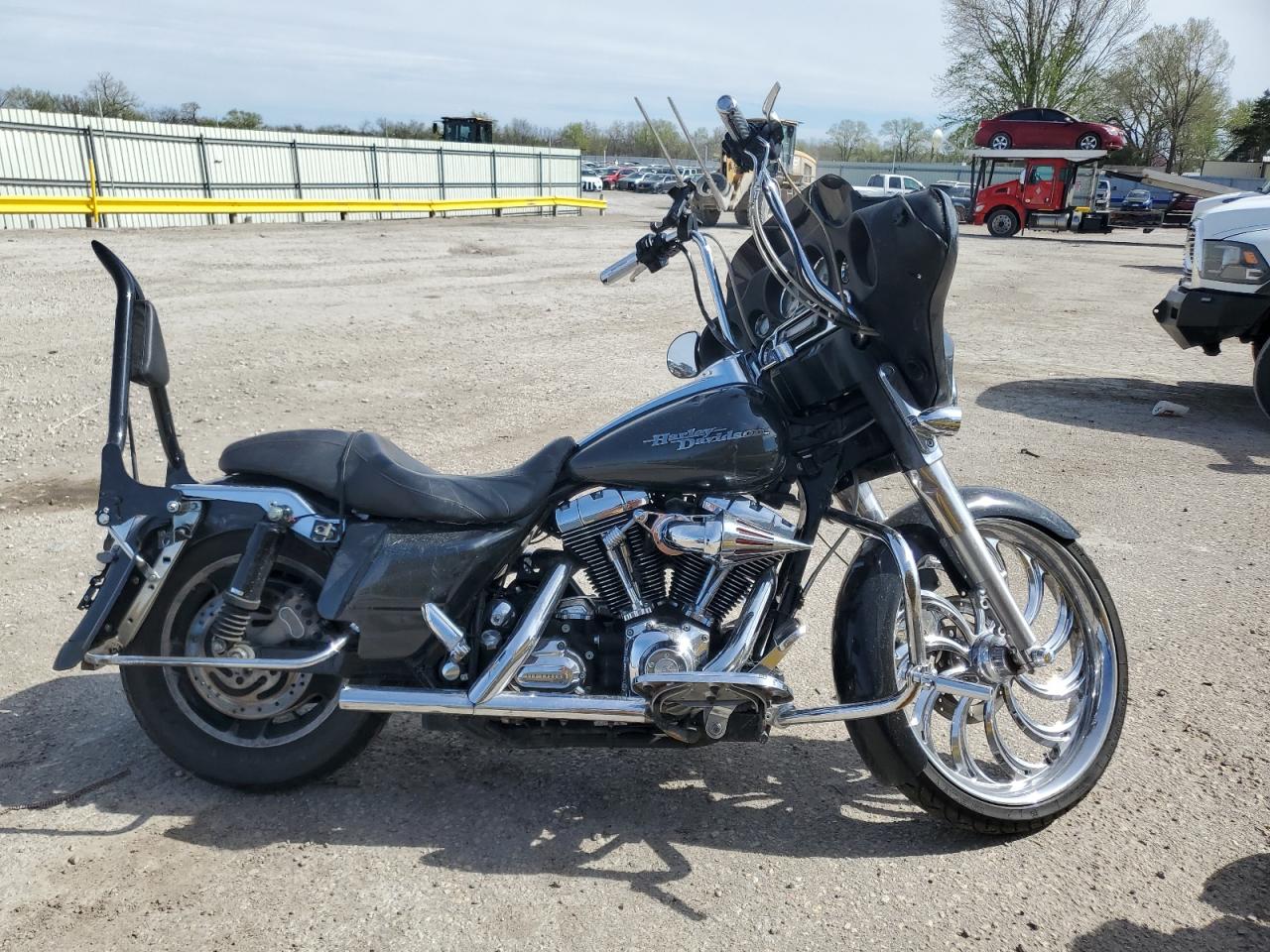 2007 Harley-Davidson Flhx for Sale in Wichita, KS - Side