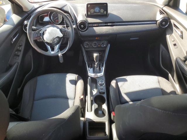  TOYOTA YARIS 2017 Czerwony