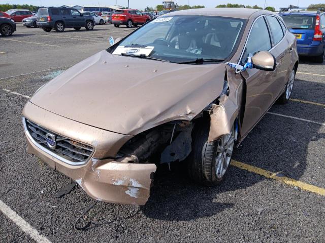 2013 VOLVO V40 SE LUX for sale at Copart SANDTOFT