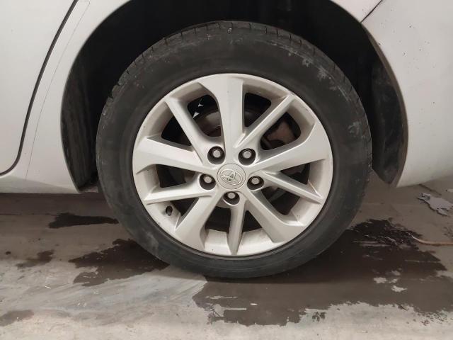 2013 TOYOTA AURIS