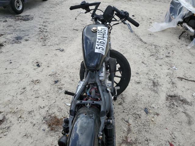 2002 HARLEY-DAVIDSON XL883   