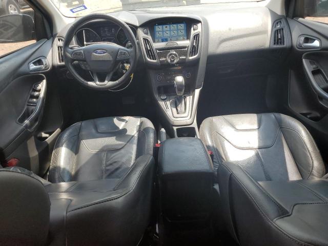 Sedans FORD FOCUS 2016 Granatowy
