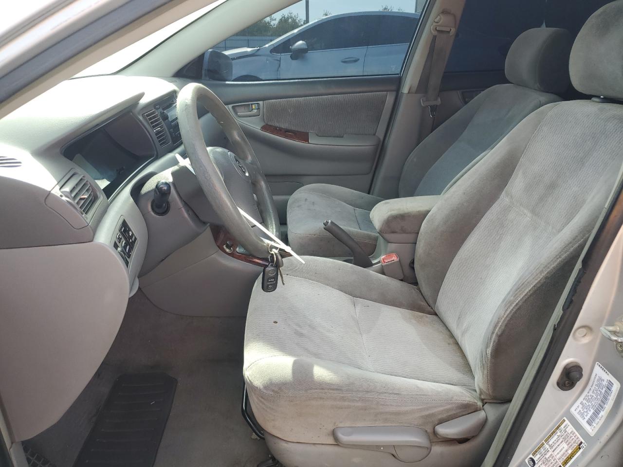 2005 Toyota Corolla Ce VIN: 1NXBR32EX5Z353754 Lot: 52724375