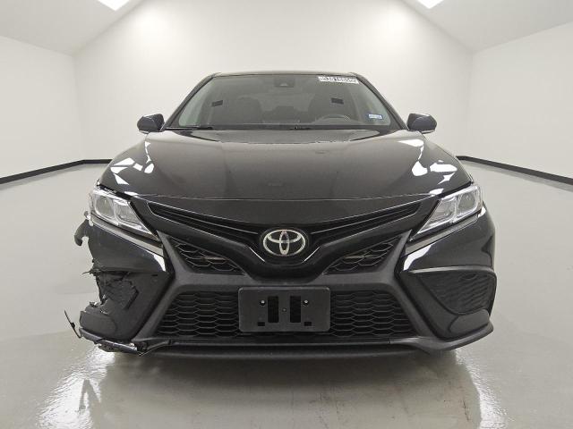  TOYOTA CAMRY 2022 Czarny