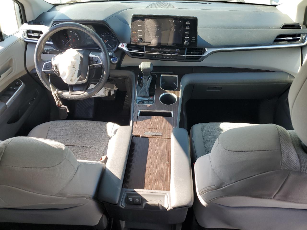 2021 Toyota Sienna Le VIN: 5TDKRKEC9MS035667 Lot: 53754995