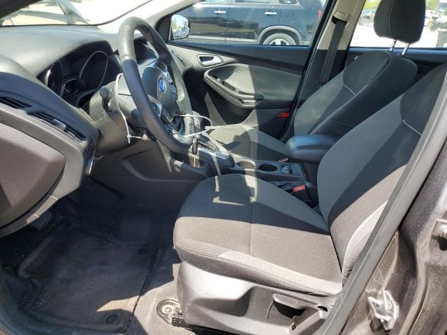 Sedans FORD FOCUS 2014 Gray