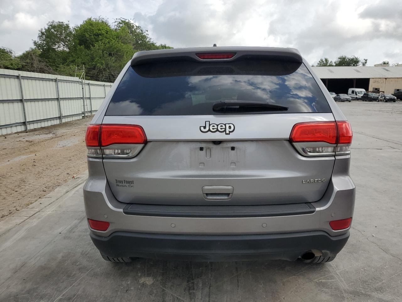 2017 Jeep Grand Cherokee Laredo VIN: 1C4RJEAG0HC664063 Lot: 54850295