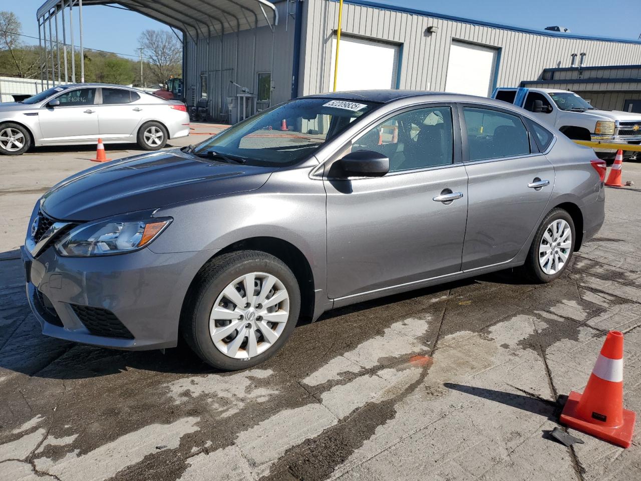 Lebanon, TN에서 판매 중인 2019 Nissan Sentra S - Side