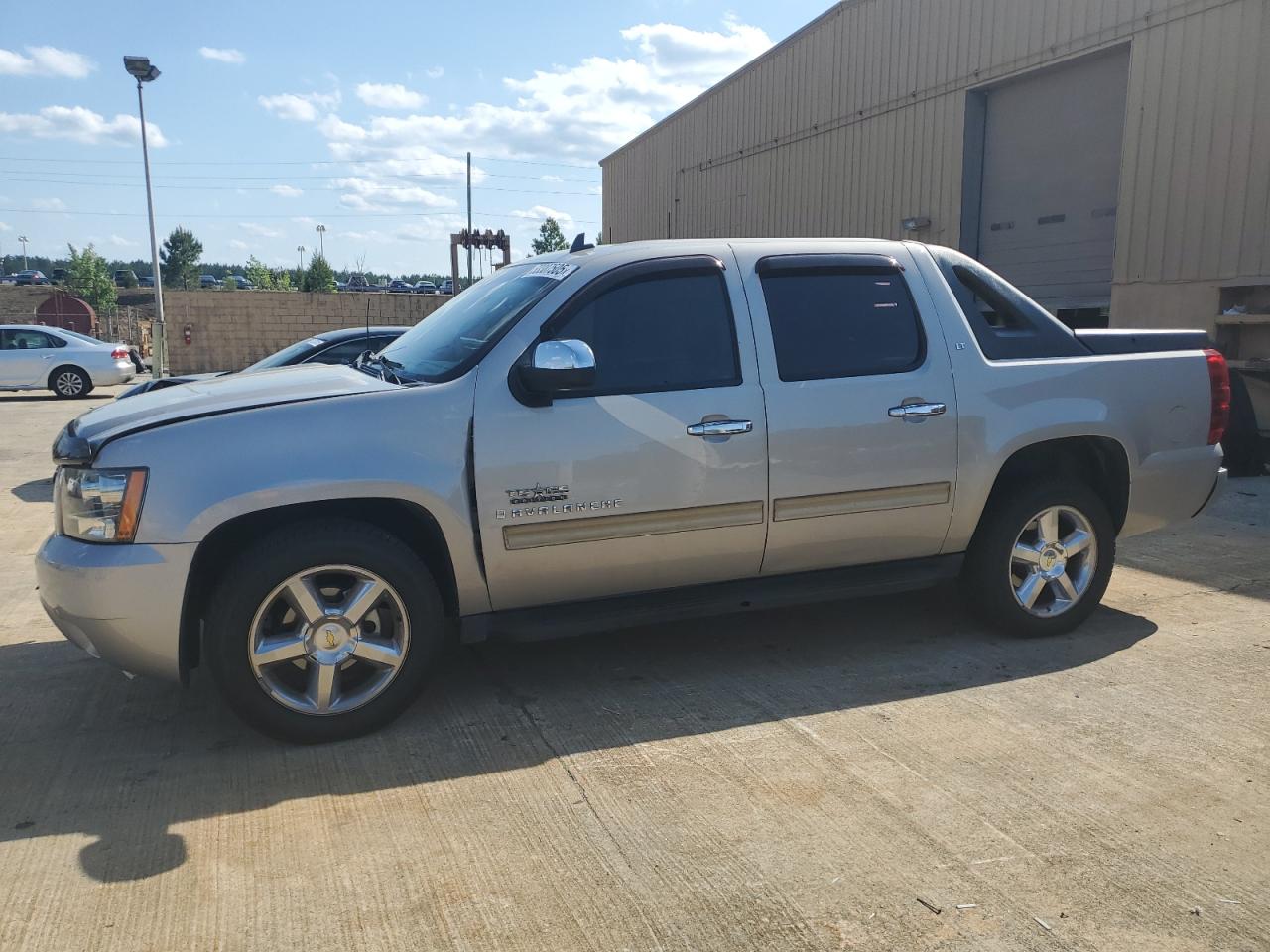 2009 Chevrolet Avalanche C1500 Lt იყიდება Gaston-ში, SC - Front End