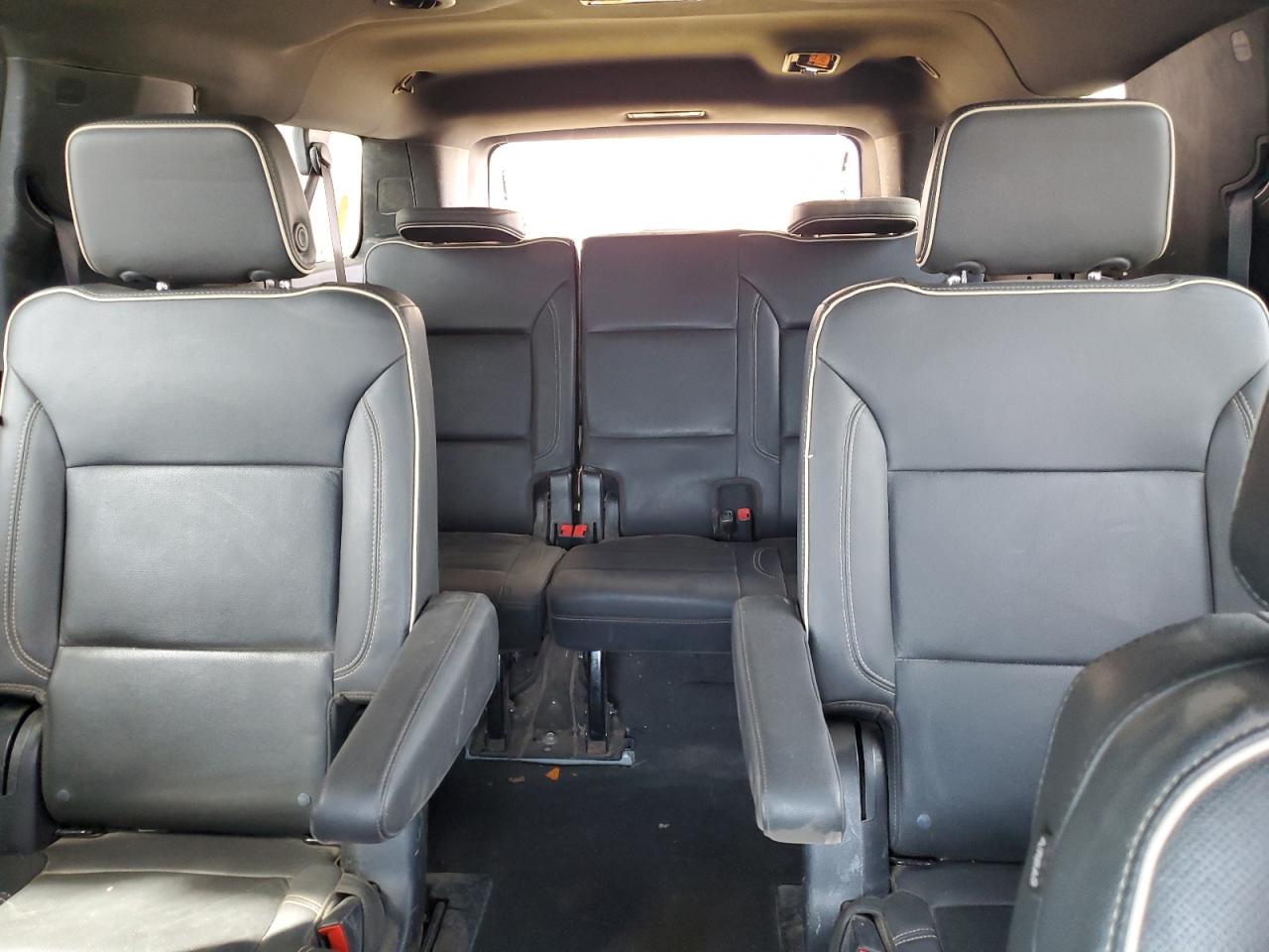 2023 Chevrolet Suburban K1500 Premier VIN: 1GNSKFKD9PR396318 Lot: 51516555