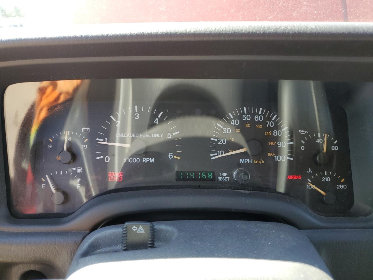 1999 Jeep Cherokee Sport VIN: 1J4FF68S4XL550466 Lot: 53502765