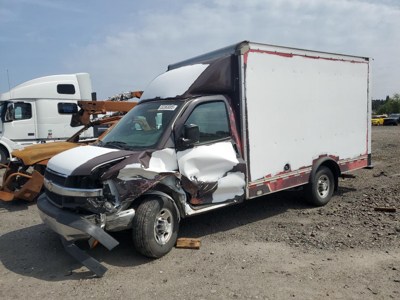 2021 Chevrolet Express G3500 for Sale in Woodburn, OR - Front End