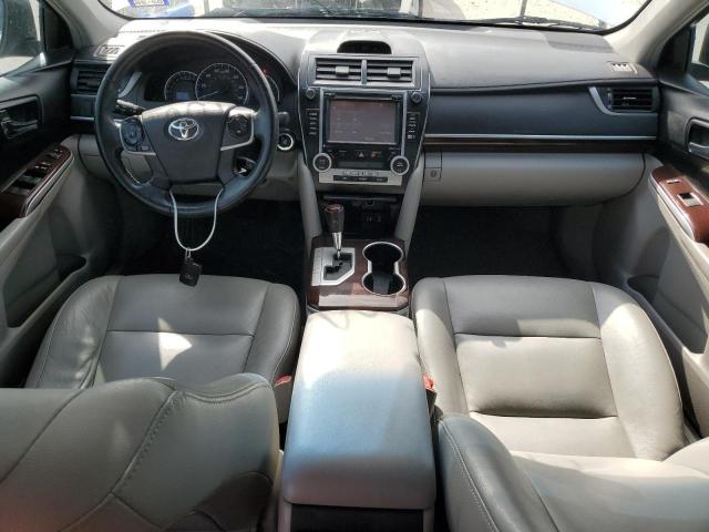  TOYOTA CAMRY 2014 Biały