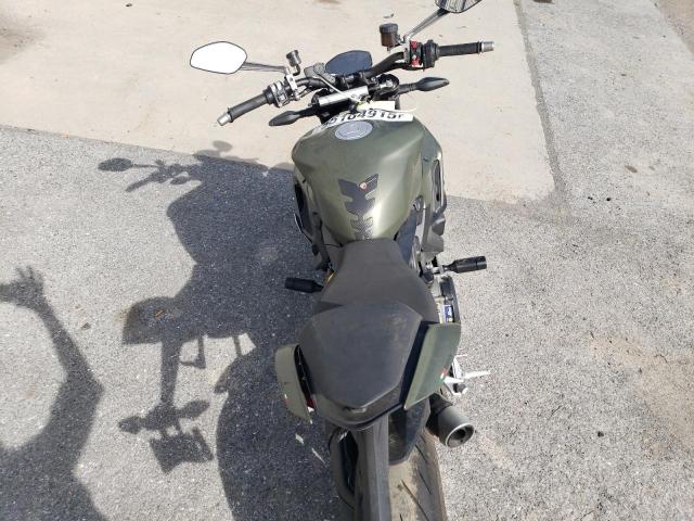 2024 DUCATI STREETFIGHTER V2  