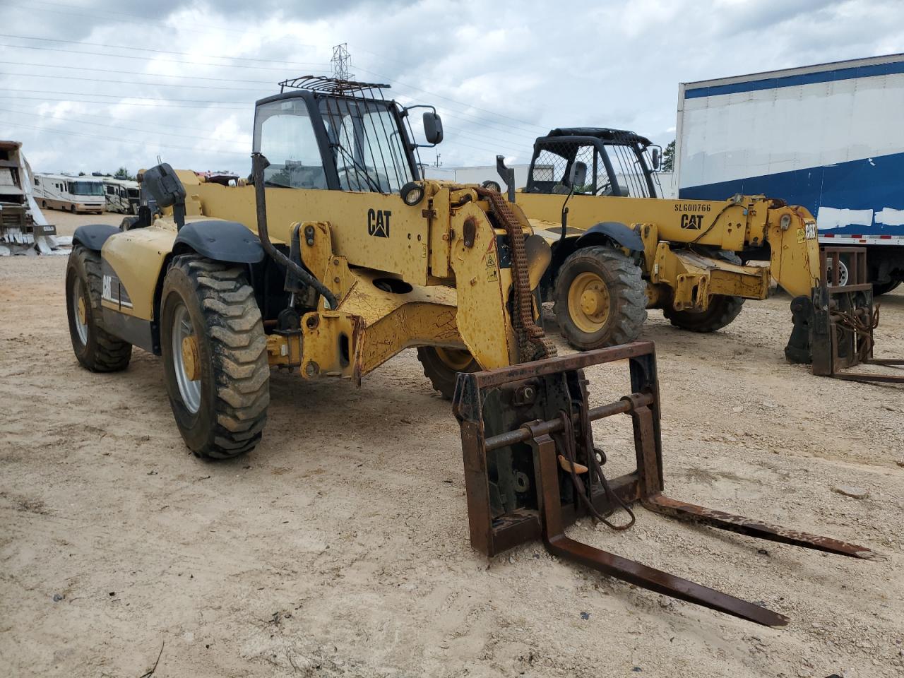 2000 Caterpillar Th560B Telehandler на продаже в China Grove, NC - Normal Wear