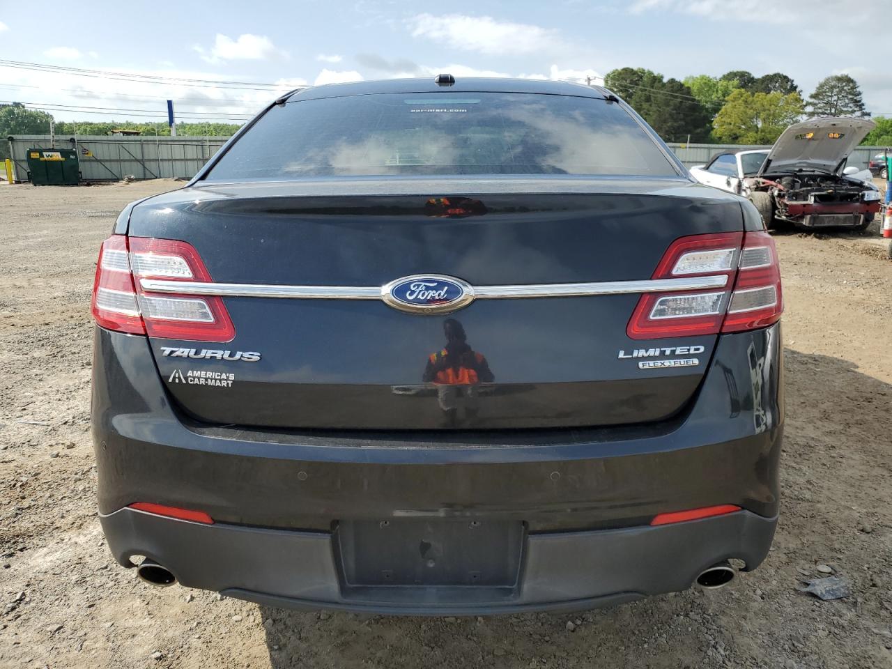 2015 Ford Taurus Limited VIN: 1FAHP2F83FG110490 Lot: 54494535