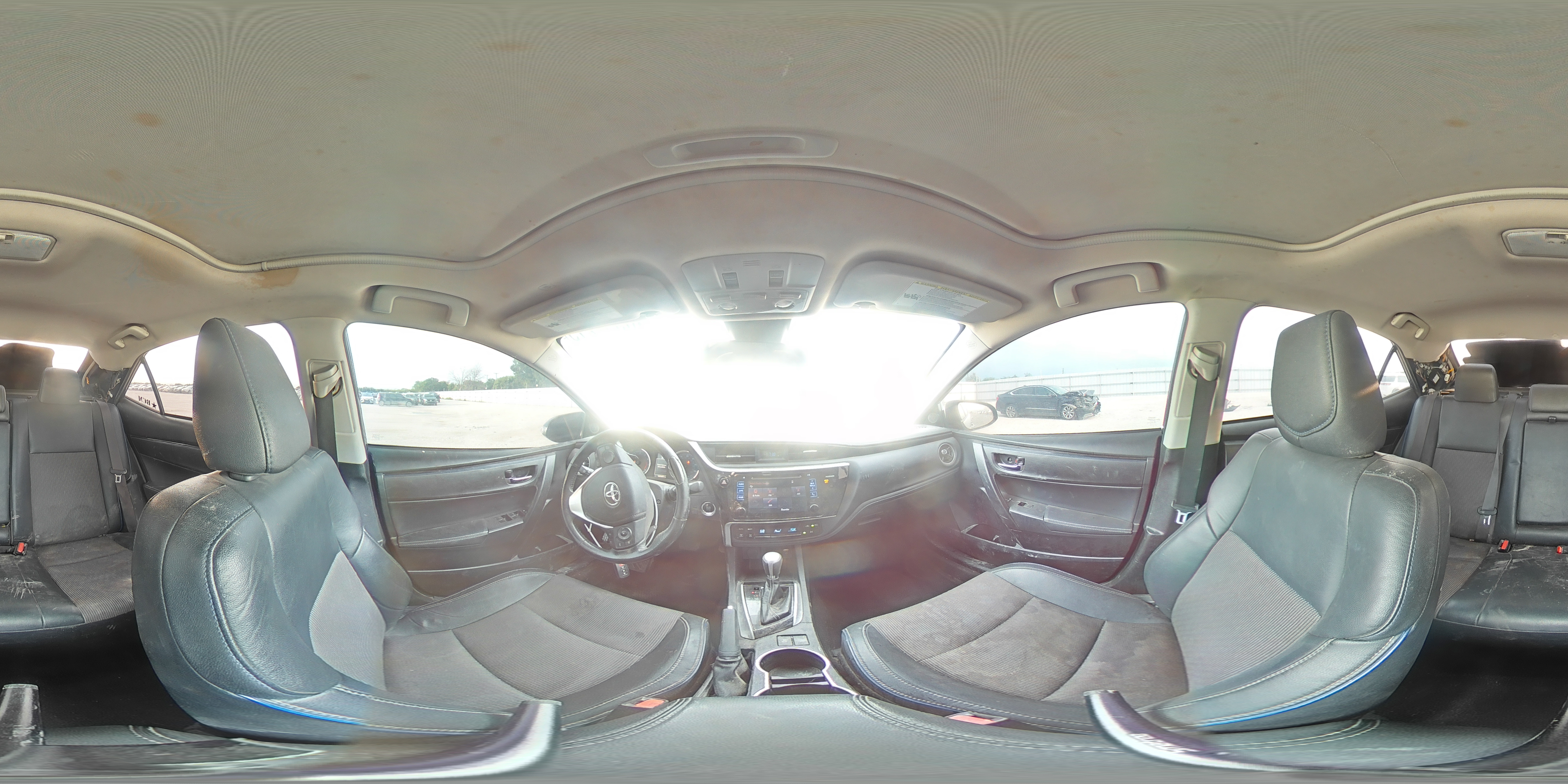 2017 Toyota Corolla - Image 12