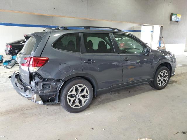  SUBARU FORESTER 2023 Серый