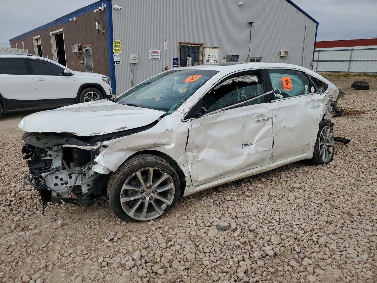 Rapid City, SD에서 판매 중인 2014 Toyota Avalon Base - Rollover