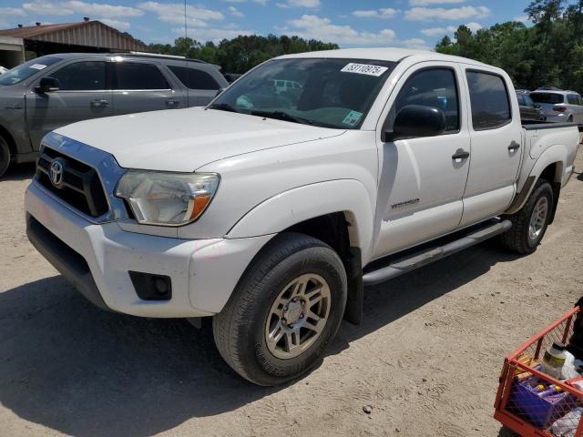 Пикапы TOYOTA TACOMA 2015 Белы