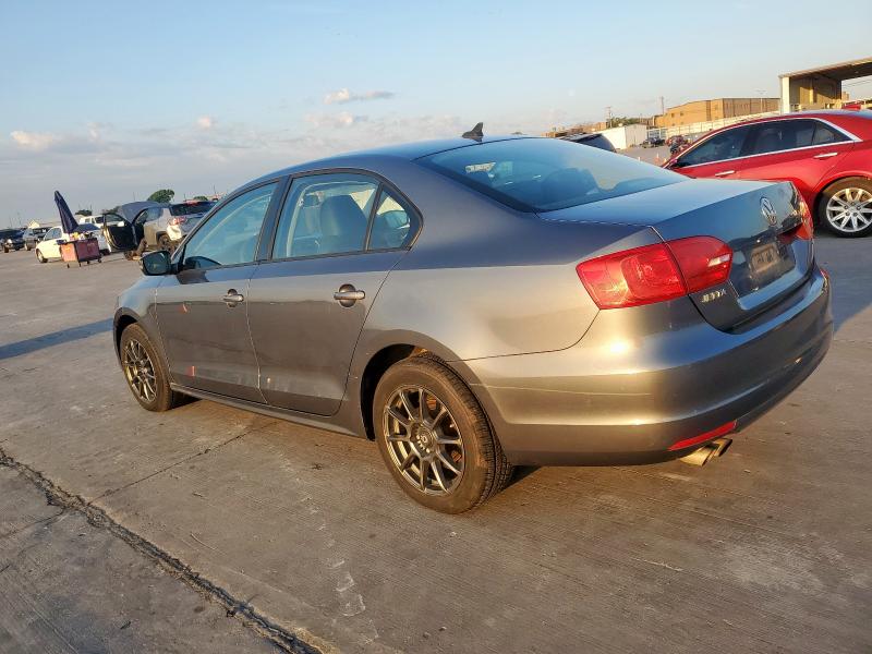 Sedans VOLKSWAGEN JETTA 2014 Szary