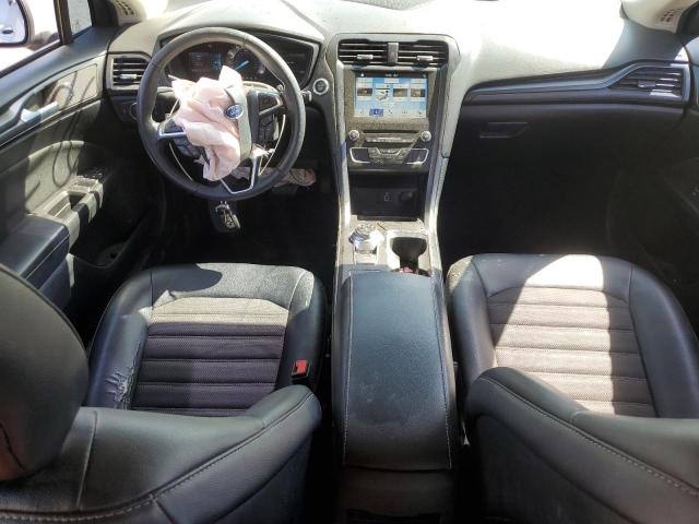  FORD FUSION 2018 Srebrny