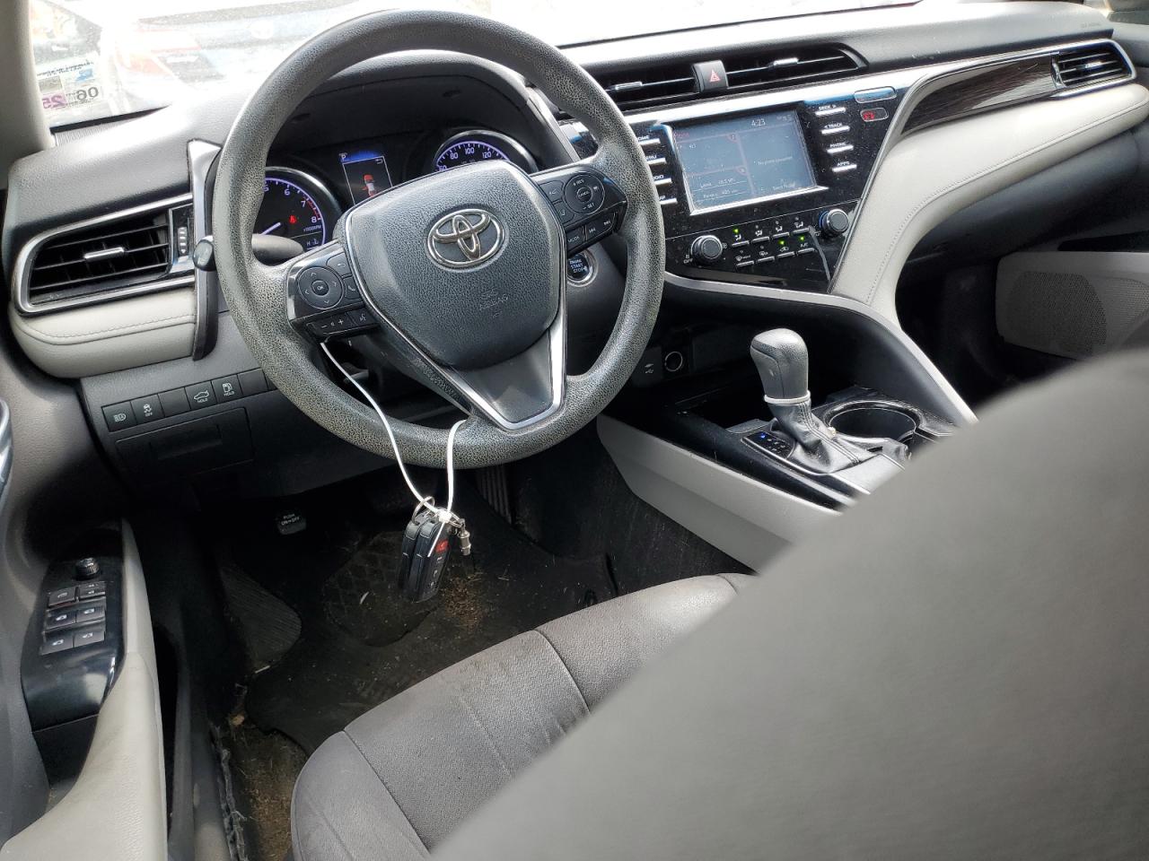 2019 Toyota Camry L VIN: 4T1B11HK6KU199242 Lot: 54945545
