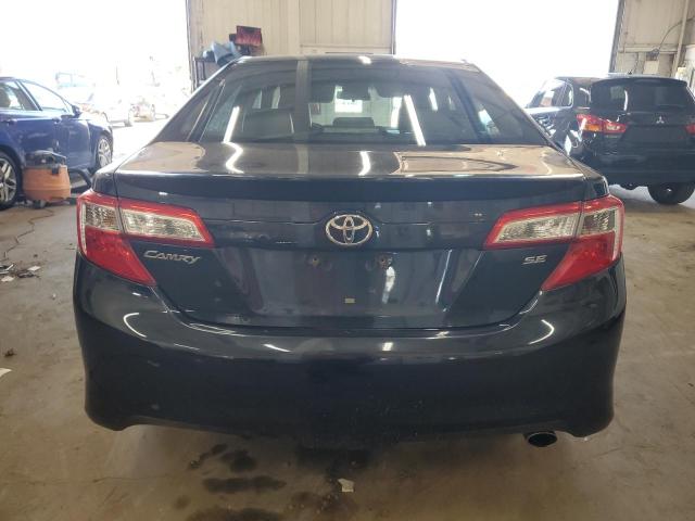  TOYOTA CAMRY 2012 Серый