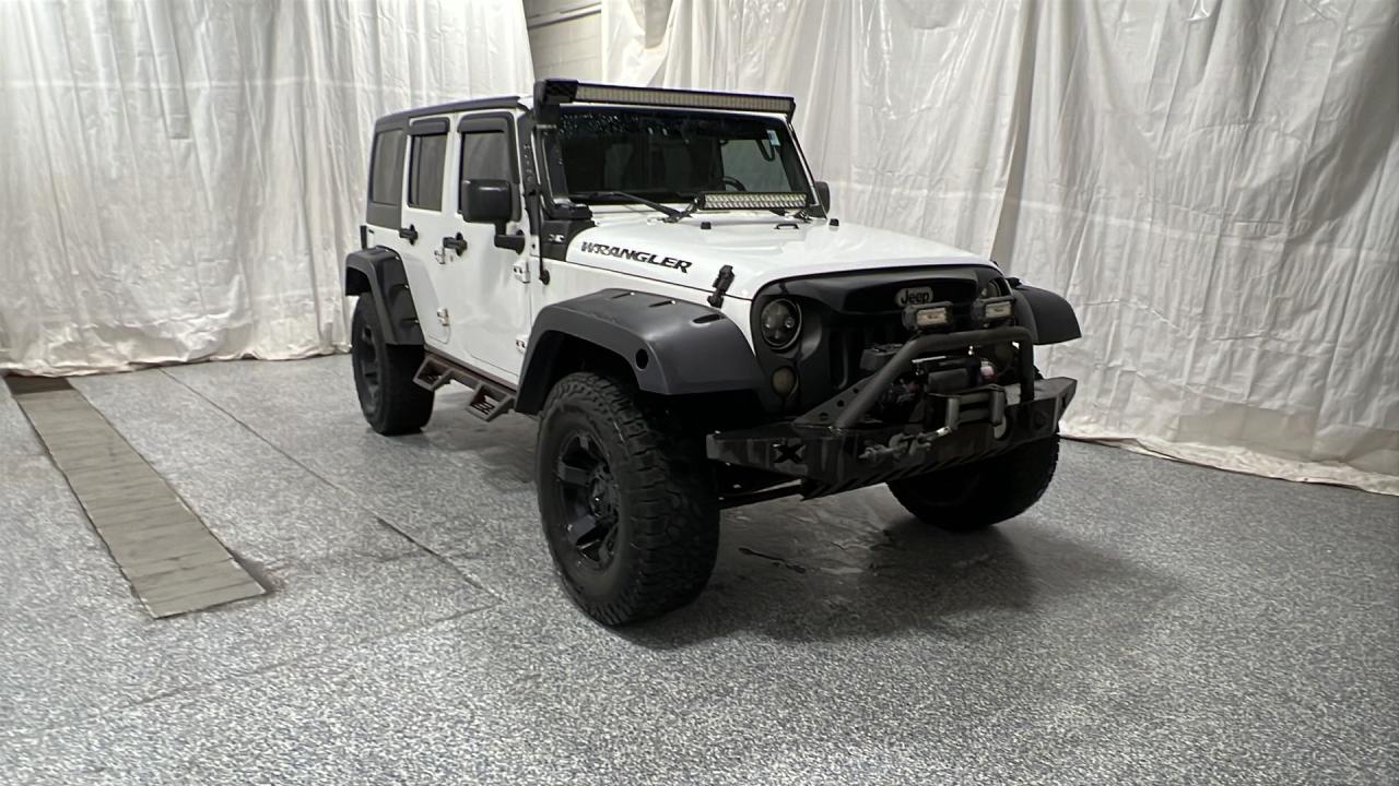 2016 Jeep Wrangler Unlimited Sport zu verkaufen in Elgin, IL - Minor Dent/Scratches