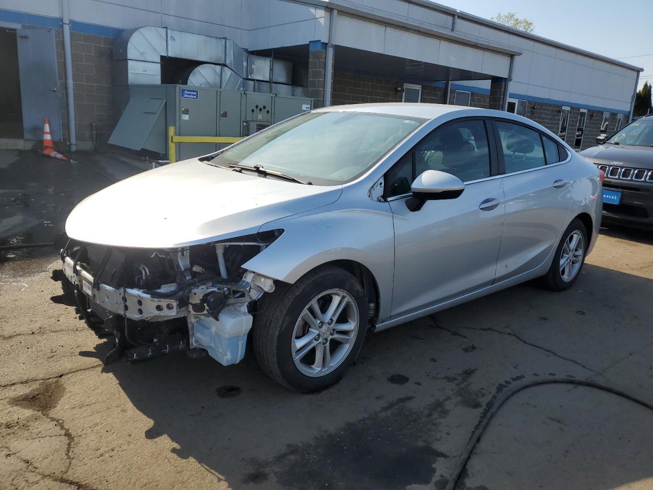 New Britain, CT에서 판매 중인 2018 Chevrolet Cruze Lt - Front End