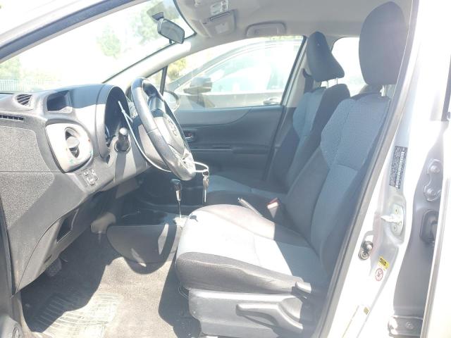  TOYOTA YARIS 2013 Srebrny