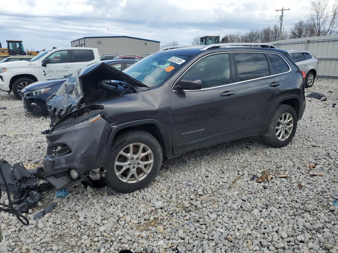 2016 Jeep Cherokee Latitude zu verkaufen in Wayland, MI - Front End