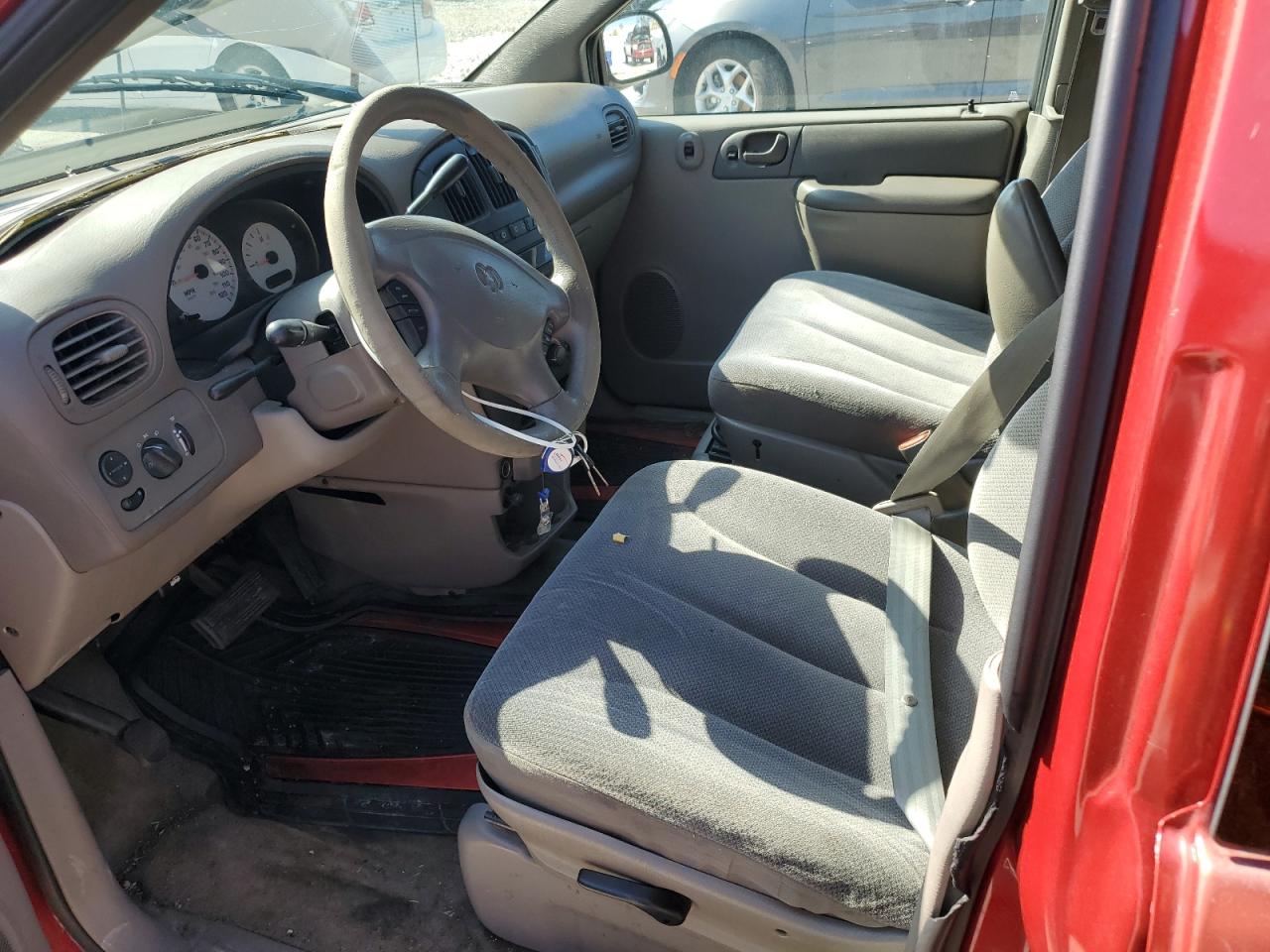 2002 Dodge Caravan Se VIN: 1B8GP25322B735249 Lot: 52418915
