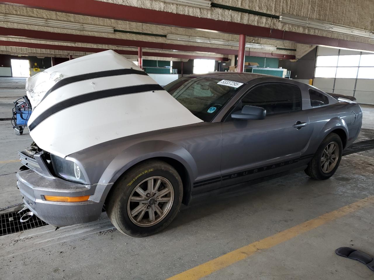 2006 Ford Mustang იყიდება Dyer-ში, IN - Front End