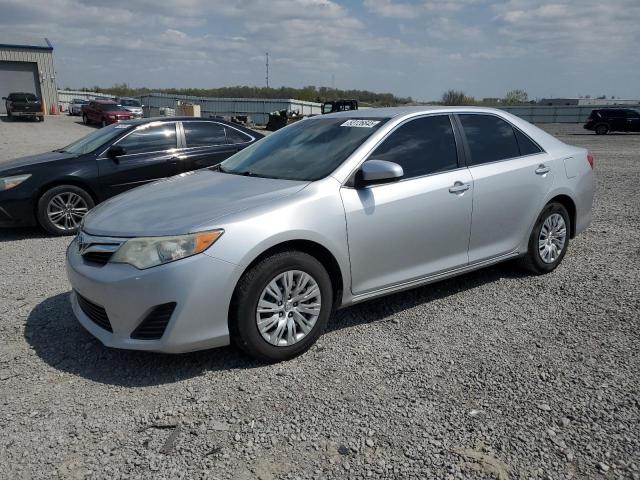Седаны TOYOTA CAMRY 2013 Серебристый