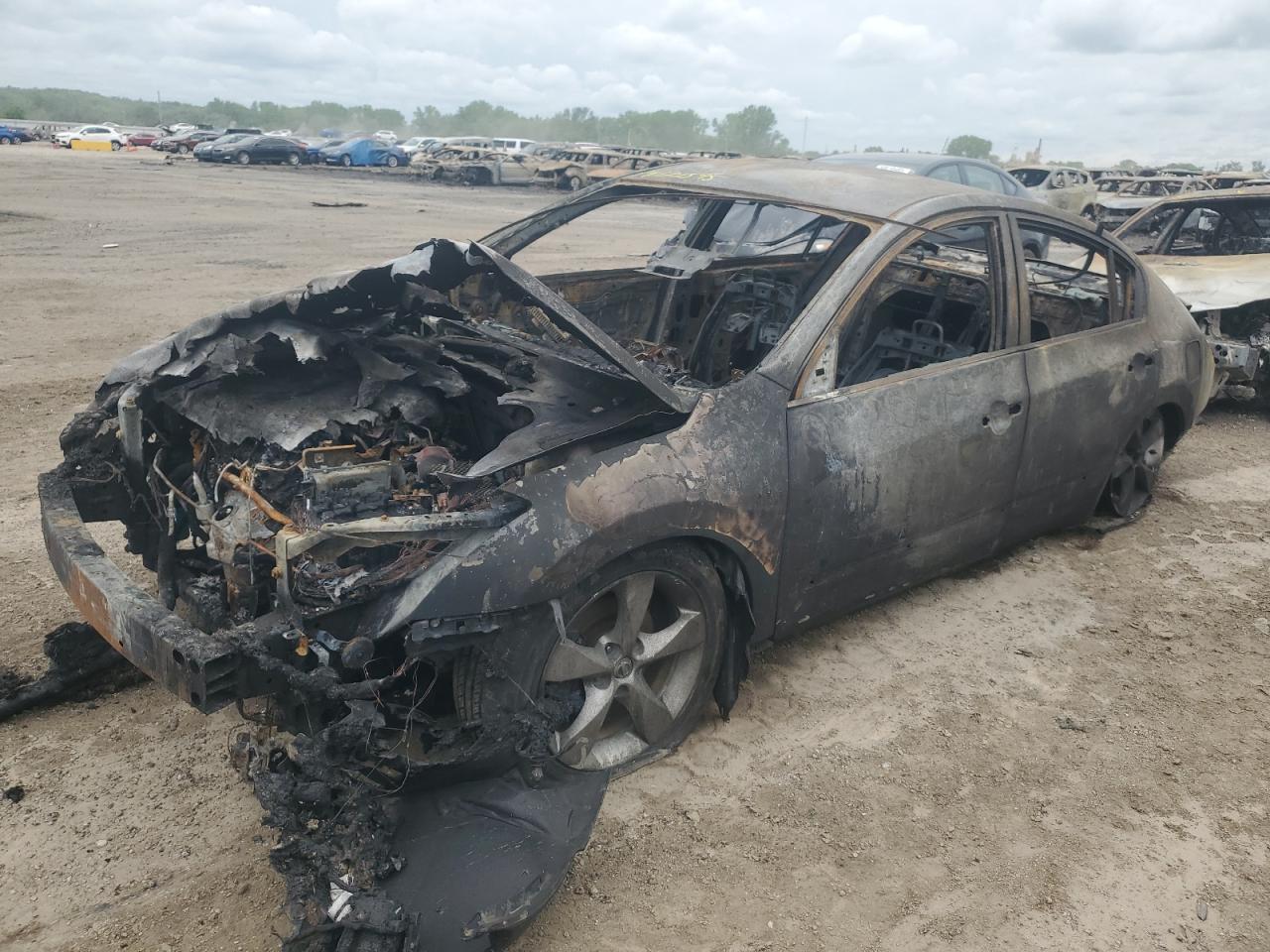 2007 Nissan Altima 3.5Se продається в Kansas City, KS - Minor Dent/Scratches