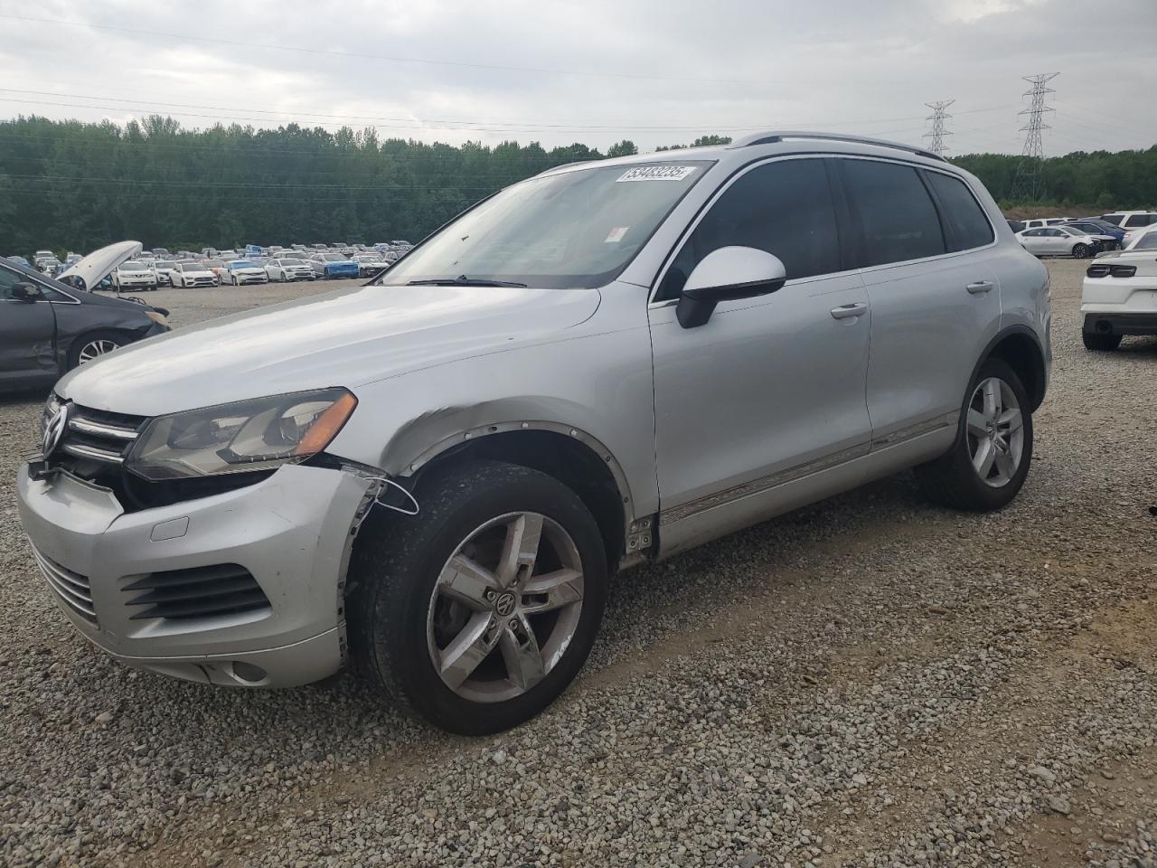 2011 Volkswagen Touareg V6 იყიდება Memphis-ში, TN - Front End