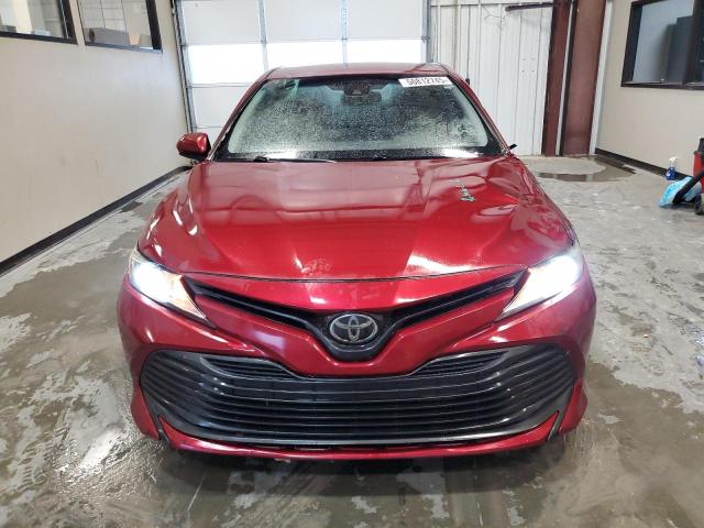  TOYOTA CAMRY 2018 Красный