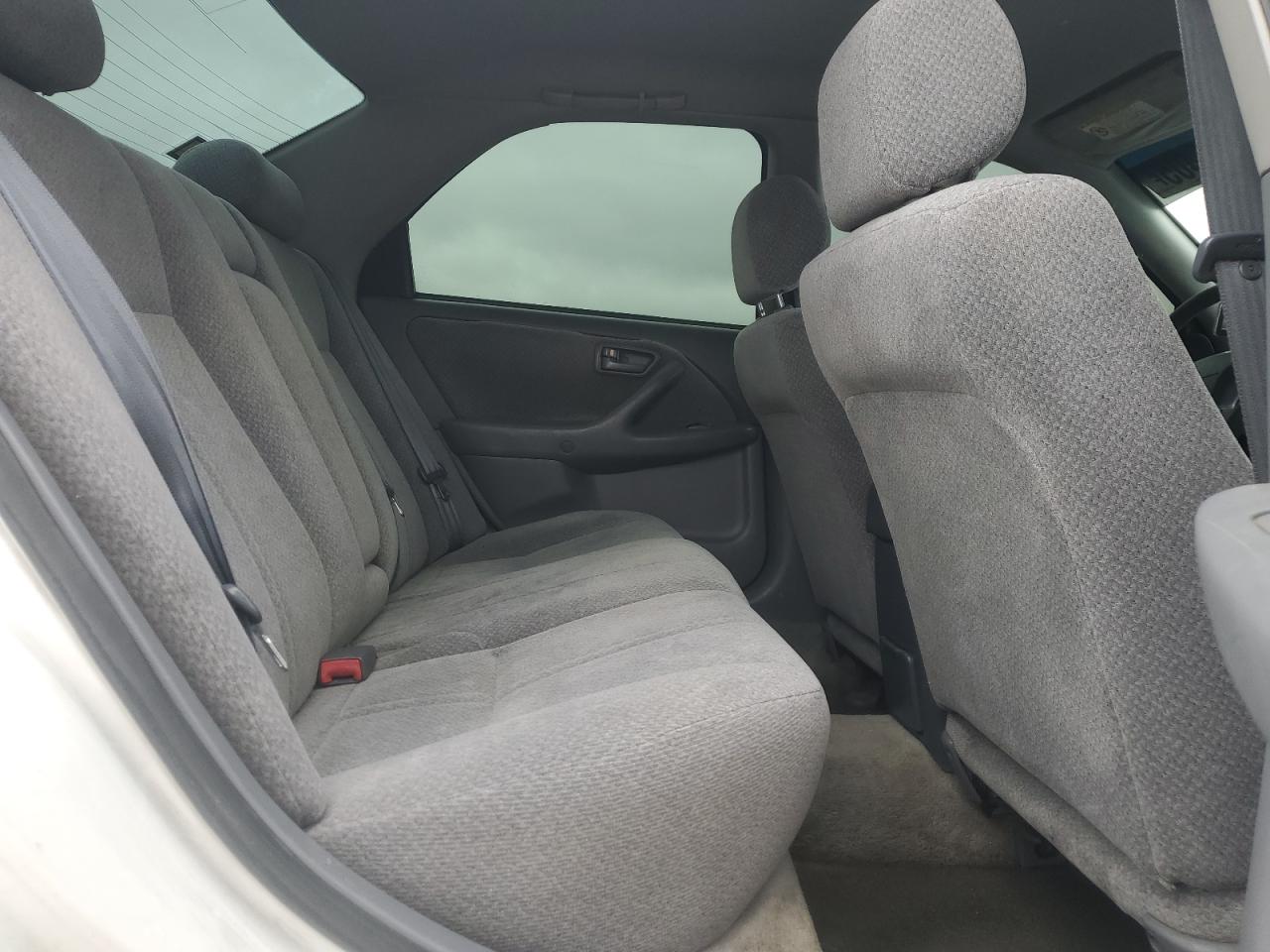 2000 Toyota Camry Le VIN: JT2BG28K1Y0457250 Lot: 52166405