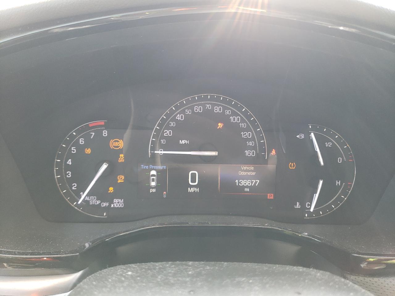 2017 Cadillac XT5 - Image 9