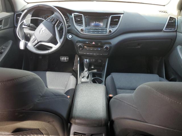  HYUNDAI TUCSON 2017 Czarny