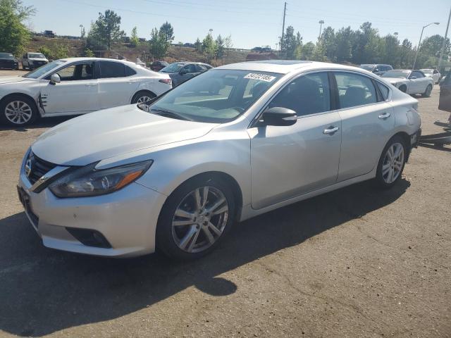 NISSAN ALTIMA 2017 Серебристый