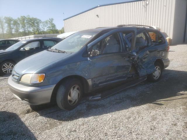 2002 Toyota Sienna Le